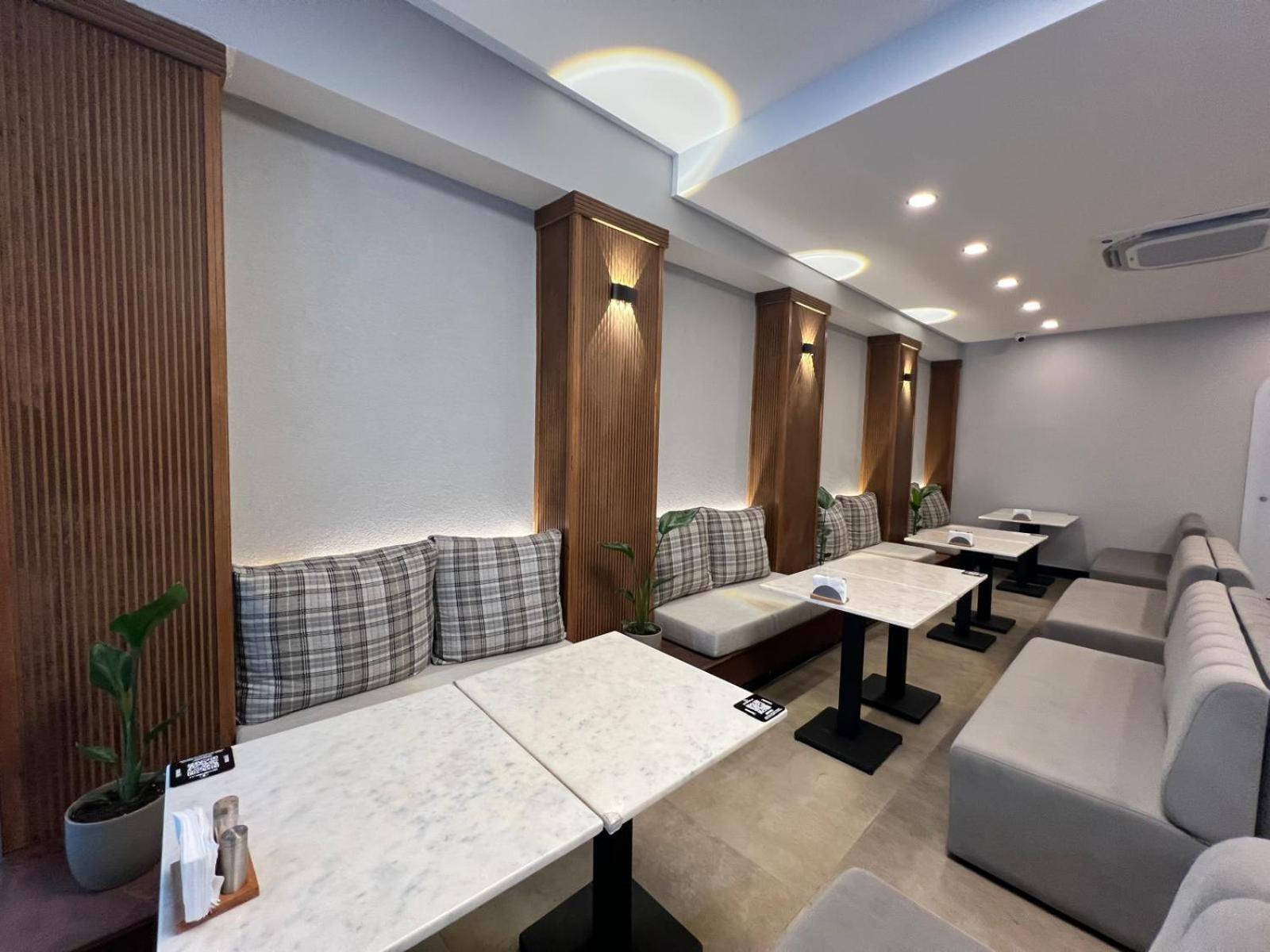 Istanblu Hotel Atasehir Estambul Exterior foto